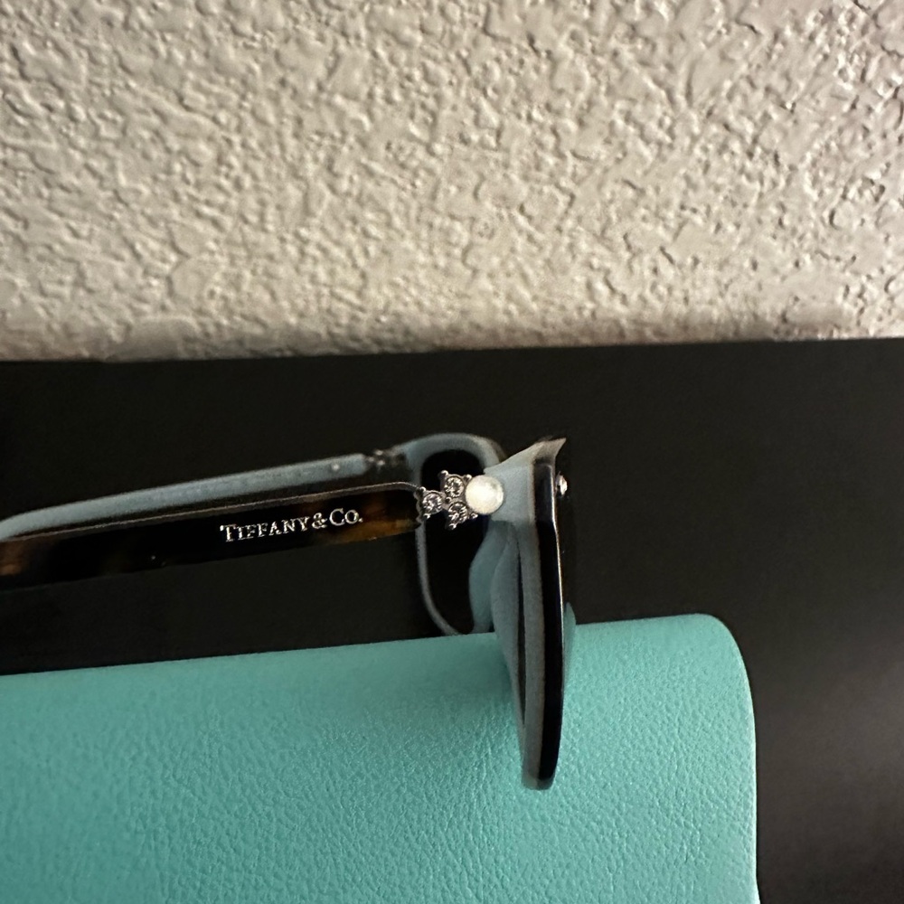 Tiffany & Co. Tortoise Sunglasses with Case - Picture 4 of 9